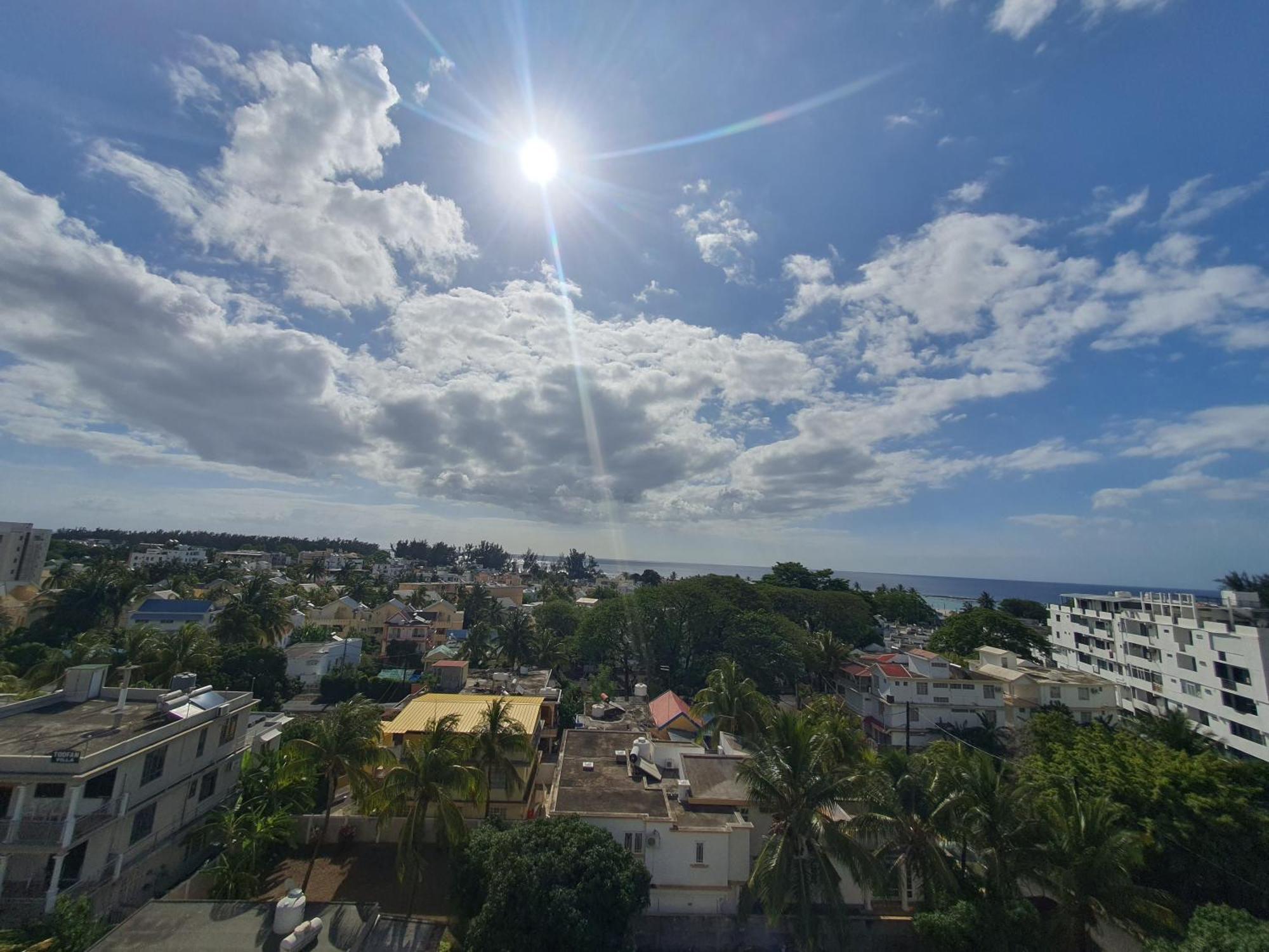 Luxury Retreat At Aqua Breeze Apartment, Flic En Flac Flic en Flac Exterior foto